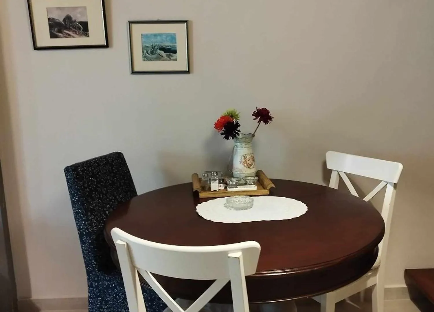 Short Stay Loft At سالونيك شقة